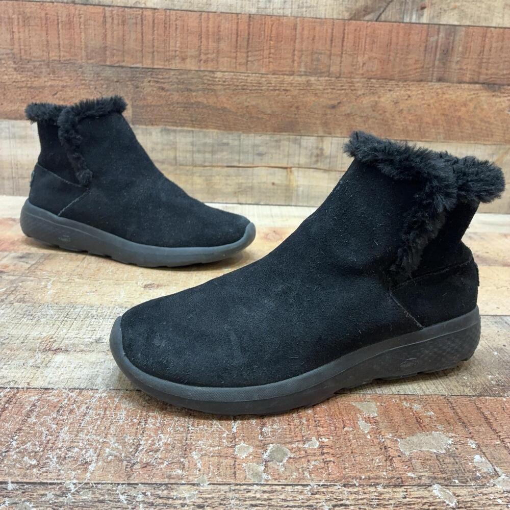 Skechers SN 14510W On-The-Go Boots Womens Size 8 38 Black Suede Faux Fur Ankle